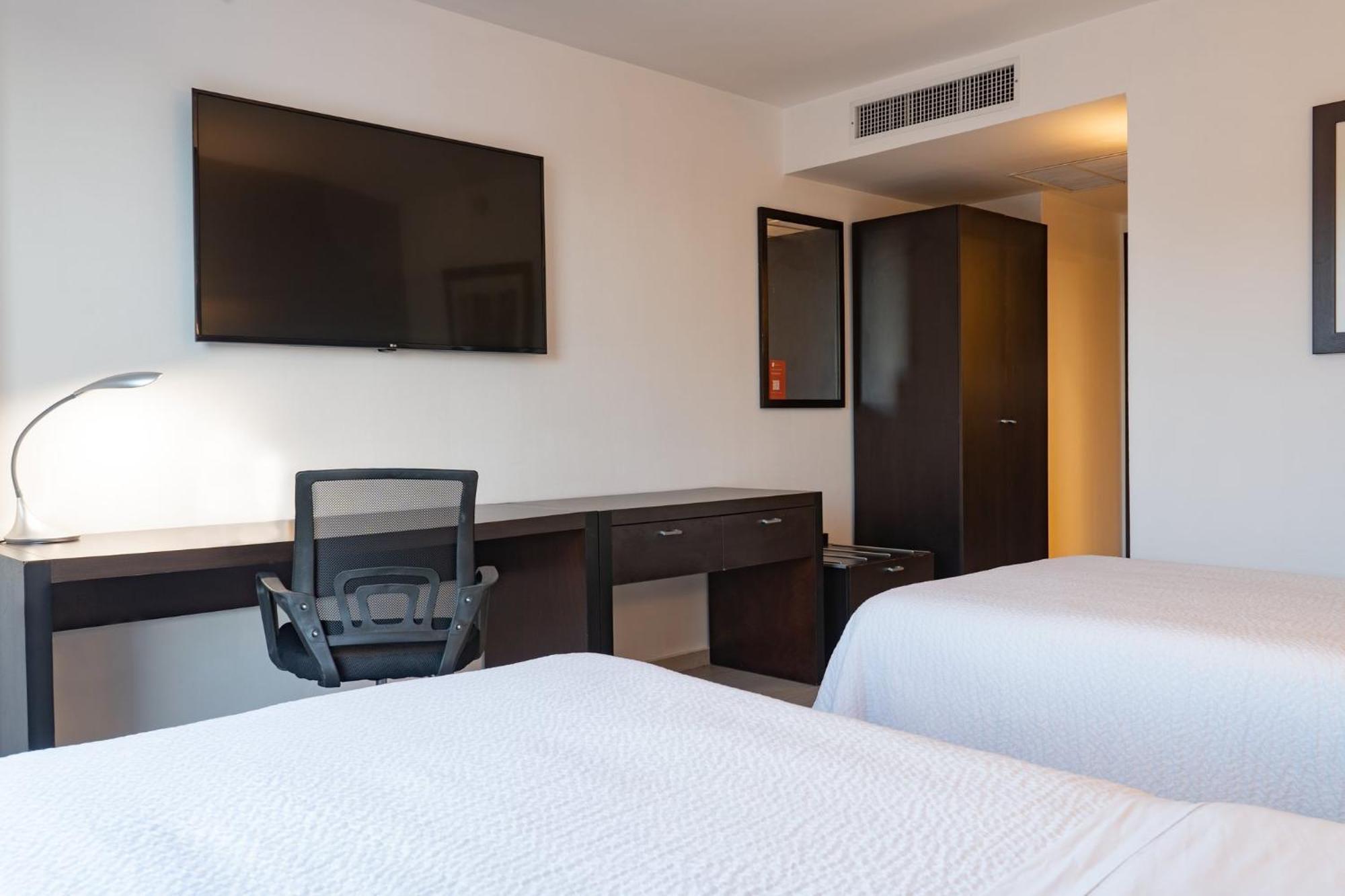 Fiesta Inn Tepic Kültér fotó